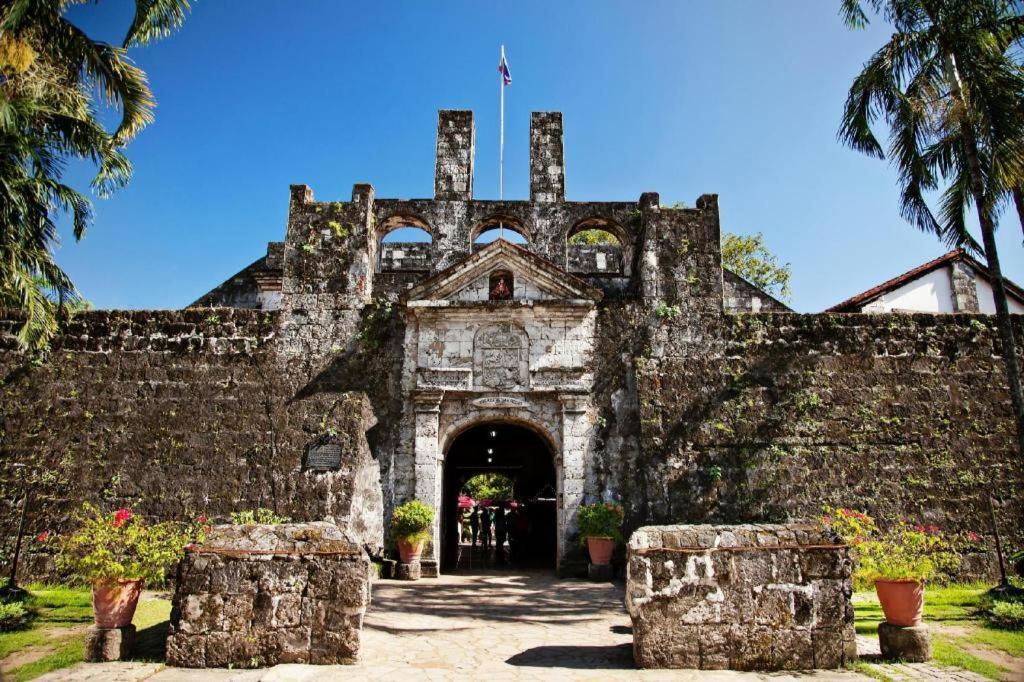 Reddoorz Near Cebu Metropolitan Cathedral Hotel Exterior photo